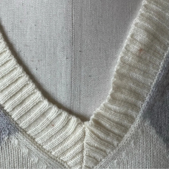 New! The Cashmere Project sweater vest 17945 - Picture 9 of 11